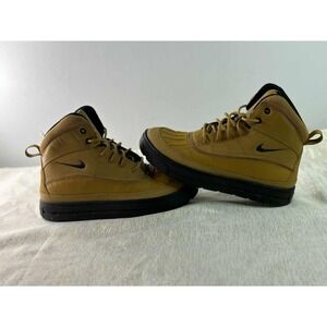 Nike Woodside 2 High ACG Boots Wheat-Black 6Y women's size 8